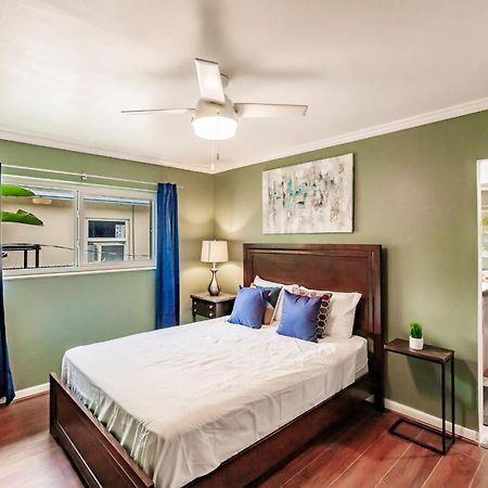 Bnb Hyperion - Updated 1B1B Hideaway - Sleeps 3 Hollywood Luaran gambar