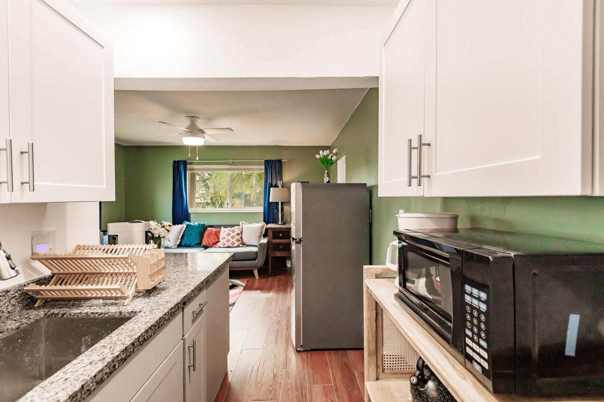 Bnb Hyperion - Updated 1B1B Hideaway - Sleeps 3 Hollywood Luaran gambar