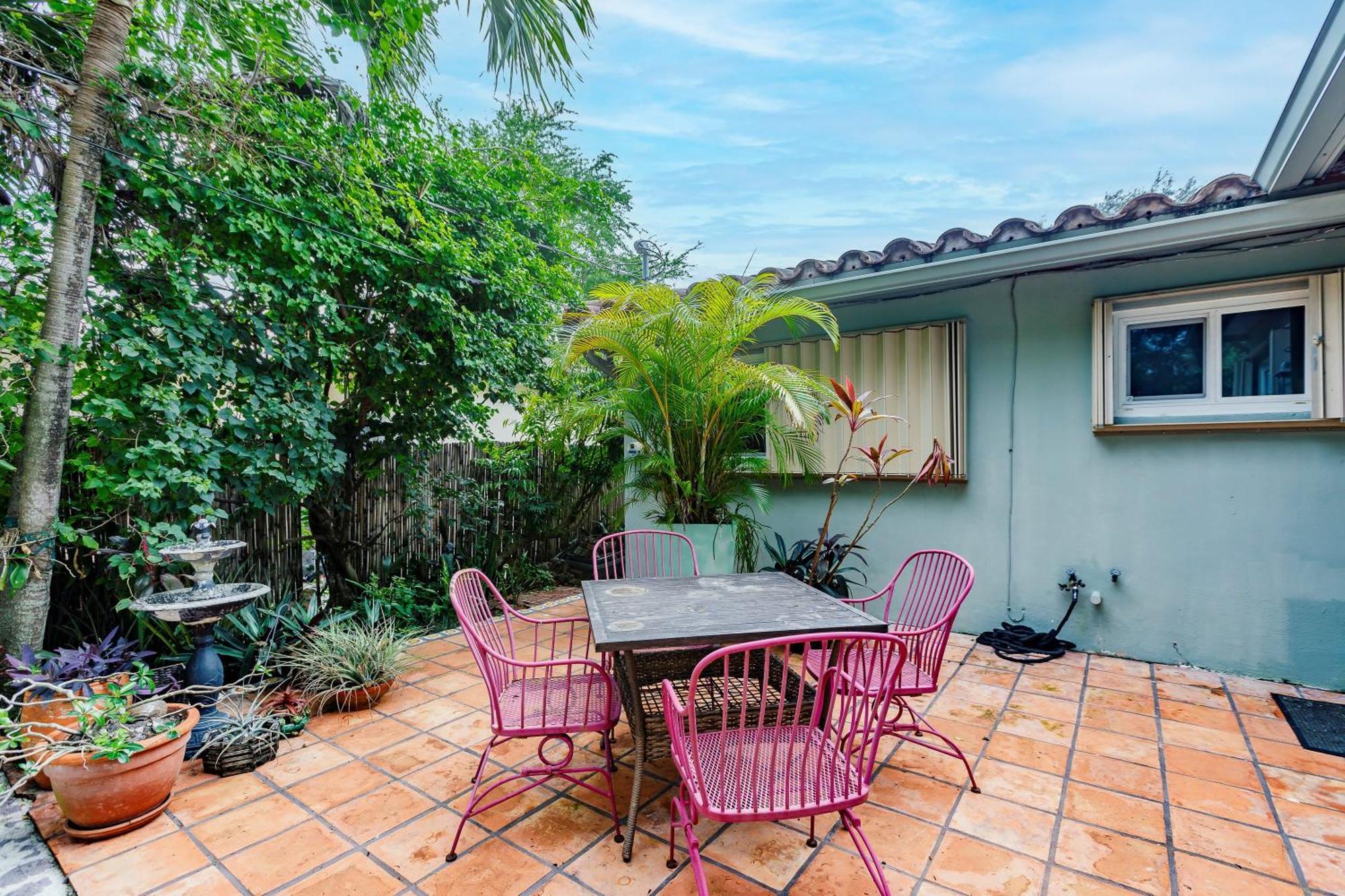 Bnb Hyperion - Updated 1B1B Hideaway - Sleeps 3 Hollywood Luaran gambar