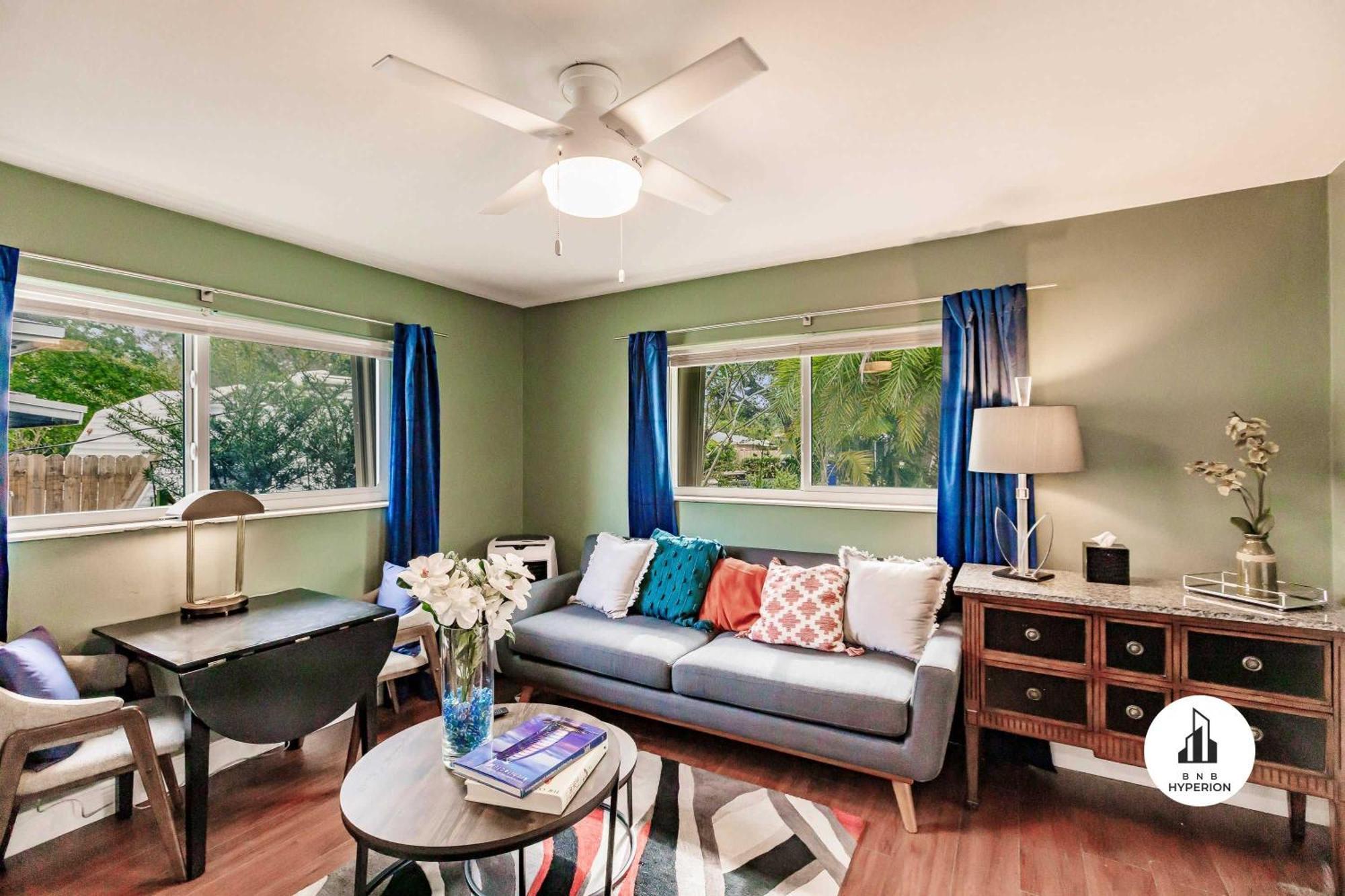Bnb Hyperion - Updated 1B1B Hideaway - Sleeps 3 Hollywood Luaran gambar